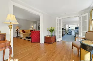 81 Oxford Rd, New Rochelle, NY 10804 - Photo 12