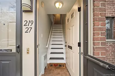 219-27 75th Avenue #2, Bayside, NY 11364 - Photo 4