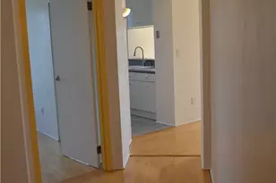 4 Martine Ave, White Plains, NY 10606 - Photo 10