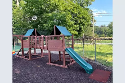 806 Eagle Bay Drive, Ossining, NY 10562 - Photo 28