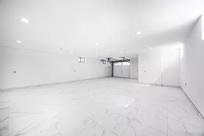 10-42 Utopia Parkway, Whitestone, NY 11357 - Photo 36