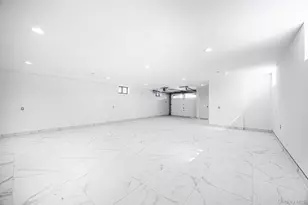 10-42 Utopia Pkwy, Whitestone, NY 11357 - Photo 36