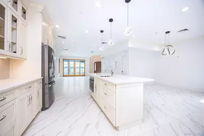 10-42 Utopia Parkway, Whitestone, NY 11357 - Photo 18