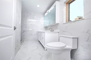 10-42 Utopia Pkwy, Whitestone, NY 11357 - Photo 24