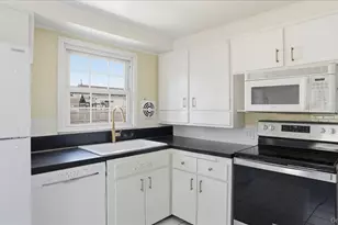 199 N Delaware Ave, Massapequa, NY 11758 - Photo 14