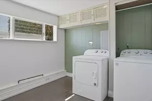 199 N Delaware Ave, Massapequa, NY 11758 - Photo 26