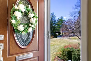 139 Garden St, Garden City, NY 11530 - Photo 4