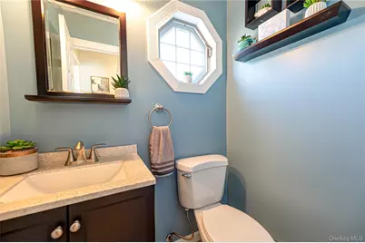 869 Udall Road, West Islip, NY 11795 - Photo 12