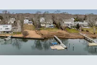 107A Ocean Avenue, Center Moriches, NY 11934 - Photo 2