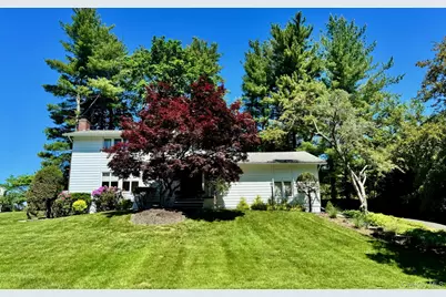 42 Thornwood Drive, Poughkeepsie, NY 12603 - Photo 46