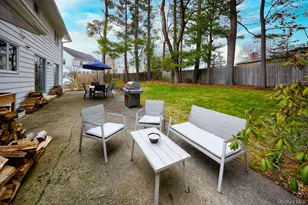 42 Thornwood Dr, Poughkeepsie, NY 12603 - Photo 4