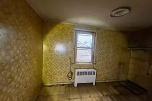 58 Roosevelt Pl, Island Park, NY 11558 - Photo 12