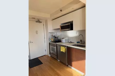 39-16 Prince Street #8C, Flushing, NY 11354 - Photo 4