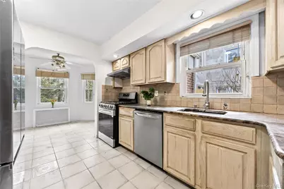 219-01 82nd Avenue, Queens Village, NY 11427 - Photo 4