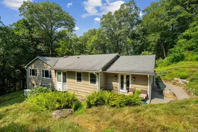 39 Mayberry Road, Chappaqua, NY 10514 - Photo 4