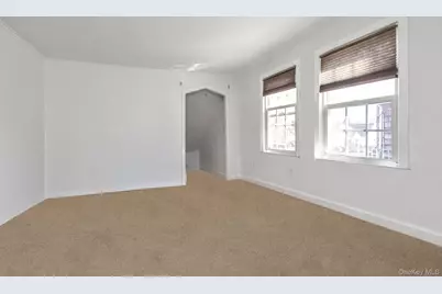 81 Stuart Street, Lynbrook, NY 11563 - Photo 14