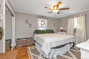 81 Stuart St, Lynbrook, NY 11563 - Photo 10