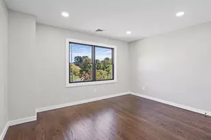 42 Lamport Ave, Port Jefferson, NY 11776 - Photo 4