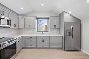 42 Lamport Ave, Port Jefferson, NY 11776 - Photo 10