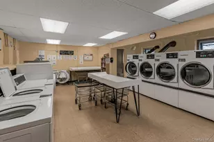 76 Dehaven Dr, Yonkers, NY 10703 - Photo 16