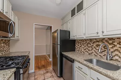 76 Dehaven Drive #6L, Yonkers, NY 10703 - Photo 8