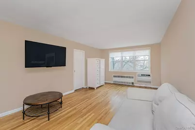 76 Dehaven Drive #6L, Yonkers, NY 10703 - Photo 6