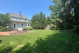 36 Midland St, Cold Spring Harbor, NY 11724 - Photo 20