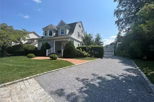 36 Midland St, Cold Spring Harbor, NY 11724 - Photo 2