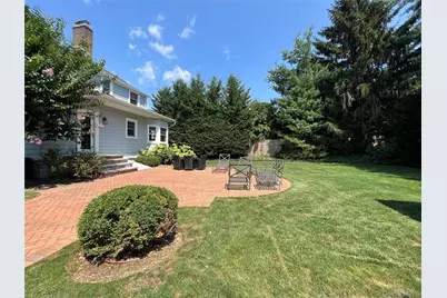 36 Midland Street, Cold Spring Harbor, NY 11724 - Photo 18