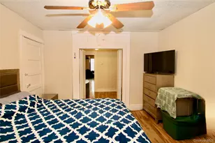 66-22 79th Pl, Middle Village, NY 11379 - Photo 20