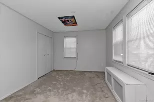 700 Partridge Ave, West Hempstead, NY 11552 - Photo 8