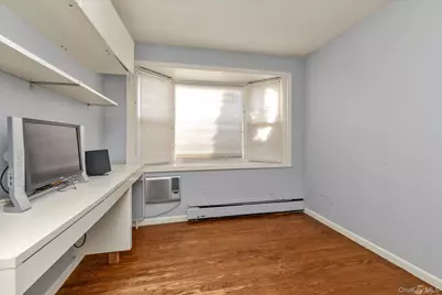 700 Partridge Avenue, West Hempstead, NY 11552 - Photo 10