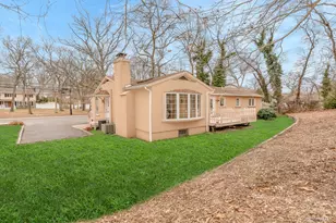 263 N Country Rd, Smithtown, NY 11787 - Photo 8