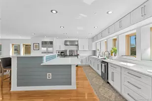 416 W Bay Dr, Long Beach, NY 11561 - Photo 8