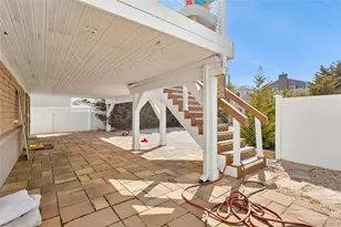 416 W Bay Dr, Long Beach, NY 11561 - Photo 24
