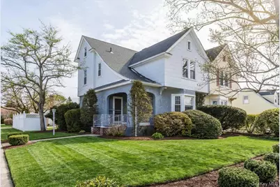 343 Nassau Boulevard, New Hyde Park, NY 11040 - Photo 2