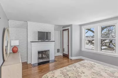 343 Nassau Boulevard, New Hyde Park, NY 11040 - Photo 12