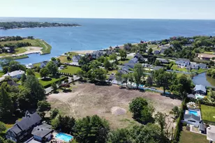 100 Awixa Ave, Bay Shore, NY 11706 - Photo 10