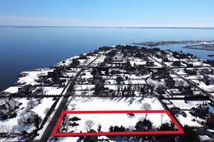 100 Awixa Ave, Bay Shore, NY 11706 - Photo 4