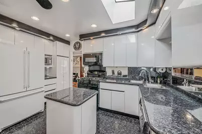 85-26 Palo Alto Street, Hollis, NY 11423 - Photo 8