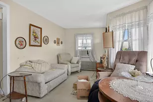 2003 Park Ave, East Meadow, NY 11554 - Photo 6