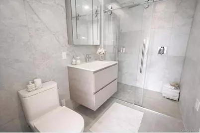 14449 Northern Boulevard #704, Flushing, NY 11354 - Photo 8