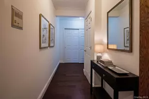 9945 67th Rd, Forest Hills, NY 11375 - Photo 14