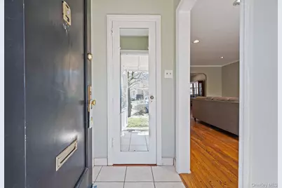 148-07 61st Road, Flushing, NY 11367 - Photo 4