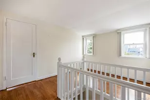 124 Greystone Rd, Rockville Centre, NY 11570 - Photo 16