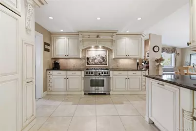 33 Greenbriar Drive, Chappaqua, NY 10514 - Photo 8