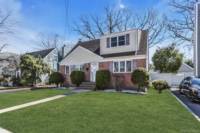 1844 Old Mill Road, Merrick, NY 11566 - Photo 2