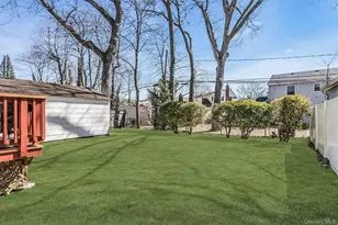 1844 Old Mill Rd, Merrick, NY 11566 - Photo 24