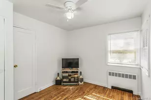 1844 Old Mill Rd, Merrick, NY 11566 - Photo 12