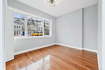 9210 104th Street, Richmond Hill, NY 11418 - Photo 10